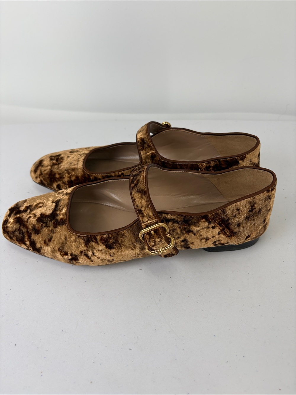 👞👞 Sam Edelman Crushed Velvet Mary Jane Flats in Brown with Gold Buckle